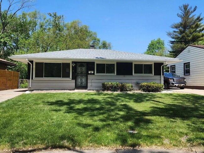 property at 3816 E 14th Ave