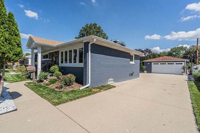 1193 Mohawk Dr in Elgin, IL - Building Photo - Building Photo