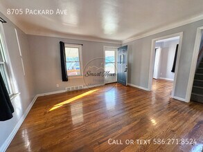 8705 Packard Ave in Warren, MI - Building Photo - Building Photo