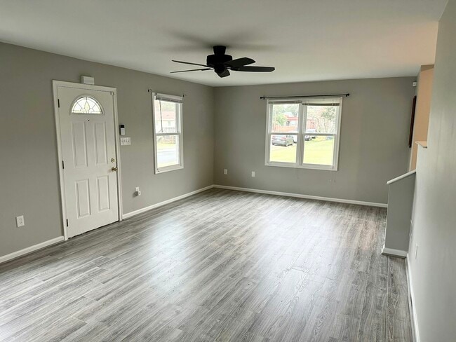 property at 3932 Fairfax St