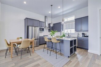 334 Eastwood St in Houston, TX - Building Photo - Building Photo