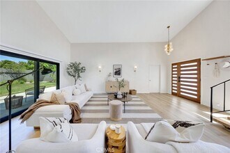 421 Larry Ln in Placentia, CA - Building Photo - Building Photo