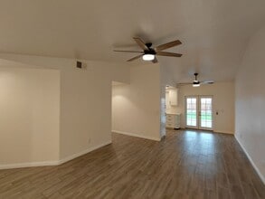 409 Silverado Trail in Imperial, CA - Building Photo - Building Photo