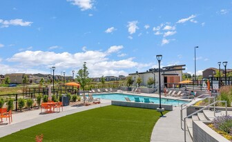 16097 E Elk Pl in Denver, CO - Building Photo