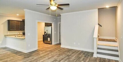546 N Peter St in Athens, GA - Building Photo - Building Photo