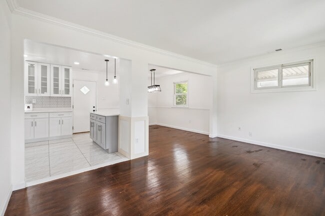 3009 Viceroy Ave in District Heights, MD - Building Photo - Building Photo