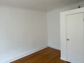 8758 S May St in Chicago, IL - Building Photo - Building Photo
