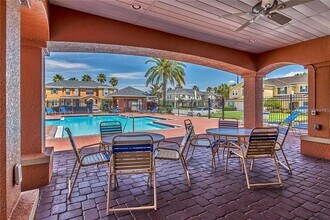 2088 Sun Down Dr in Clearwater, FL - Building Photo - Building Photo