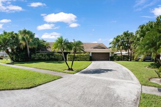 1773 Wiltshire Village Dr in Wellington, FL - Building Photo - Building Photo