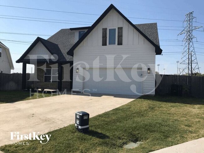property at 7332 Parkside Pl Dr