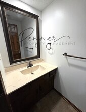 4174 SW Lafayette Pl in Lee's Summit, MO - Building Photo - Building Photo