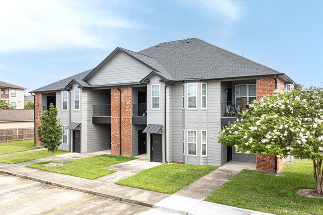 The Mandell in Denham Springs, LA - Foto de edificio - Building Photo