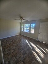 2990 Shadeland Cir in Florence, SC - Building Photo