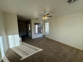 711 S Bedford Dr in Chandler, AZ - Building Photo - Building Photo