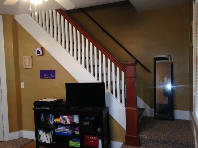 147 James Ave in Mankato, MN - Foto de edificio - Building Photo