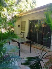 2831 Wiley St in Hollywood, FL - Foto de edificio - Building Photo