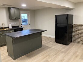 1391 E McCormick Way, Unit Basement MIL in Cottonwood Heights, UT - Building Photo