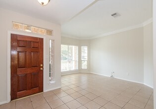 4319 Dow Way in Pasadena, TX - Foto de edificio - Building Photo