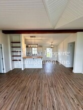 14175 St Mary's Ave in Red Bluff, CA - Building Photo - Building Photo