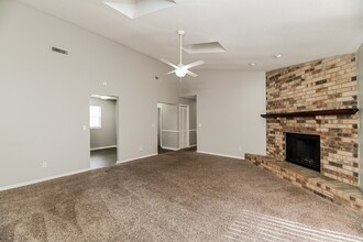 405 County Rd S-18-332 in Summerville, SC - Building Photo - Building Photo