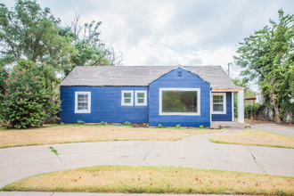 2409 30th St in Lubbock, TX - Building Photo - Building Photo