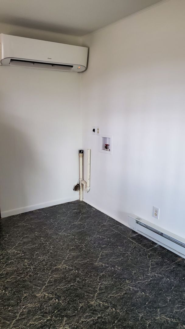150 Joe Hale Dr in Johnson City, TN - Building Photo - Building Photo