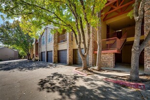 6804 N Capital of Texas Hwy in Austin, TX - Building Photo