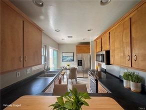 3653 Lomina Ave in Long Beach, CA - Building Photo - Building Photo