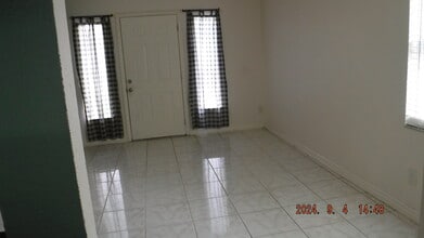 2138 19th Ave SW in Largo, FL - Building Photo - Building Photo