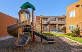 Desert Willow in Albuquerque, NM - Building Photo - Building Photo