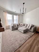 1809 W Terra Vista Ln in Saratoga Springs, UT - Building Photo - Building Photo