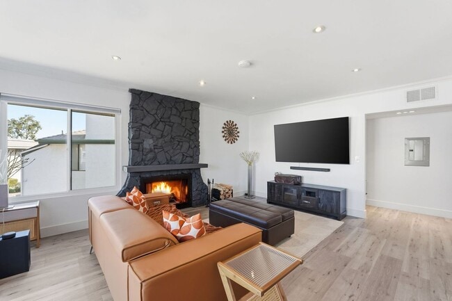 450 W Vermont Ave in Escondido, CA - Building Photo - Building Photo