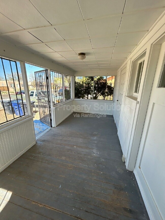 116 Princeton Dr SE in Albuquerque, NM - Building Photo - Building Photo