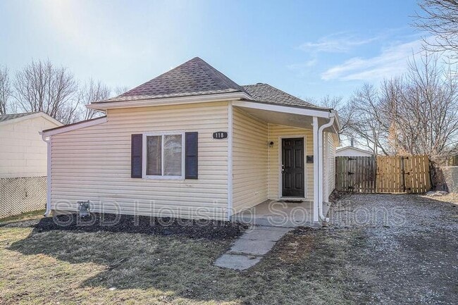 property at 118 N Hawthorne Ave