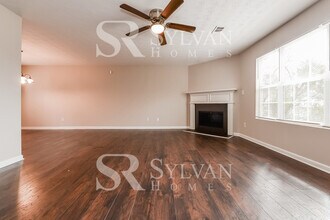 2053 Oak Terrace Dr SE in Atlanta, GA - Building Photo - Building Photo