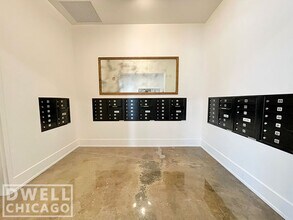 5106 N Broadway St in Chicago, IL - Foto de edificio - Building Photo