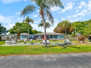 10464 106th Ave N in Largo, FL - Building Photo - Building Photo