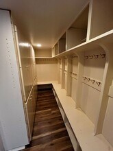 933 Northern Hills Cir in Bountiful, UT - Building Photo - Building Photo