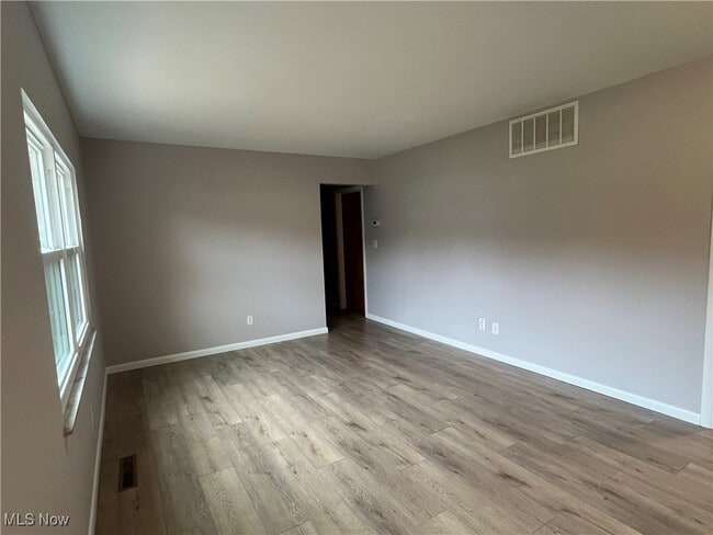 1766 Green Rd in Madison, OH - Building Photo - Building Photo