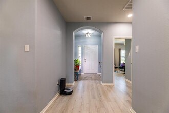 8806 Explorer Dr in Texas City, TX - Building Photo - Building Photo