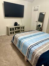 1 Bollardpoint Ln in Houston, TX - Building Photo - Building Photo