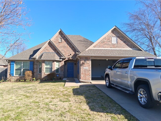 property at 3864 W Providence Dr