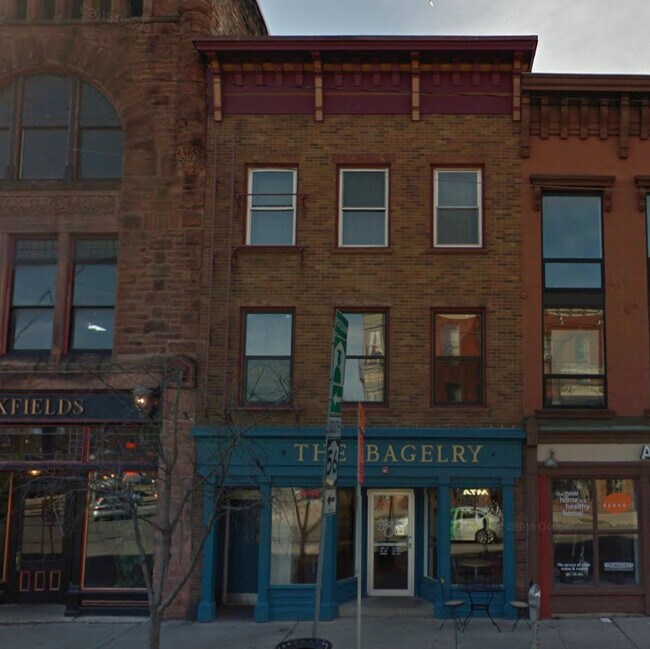 9 Market St Apartments and Nearby Potsdam Apartments For Rent Potsdam, NY