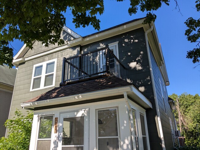 1330 Monroe St NE in Minneapolis, MN - Building Photo - Building Photo