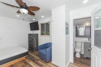 2343 Kuahea St in Honolulu, HI - Building Photo - Building Photo