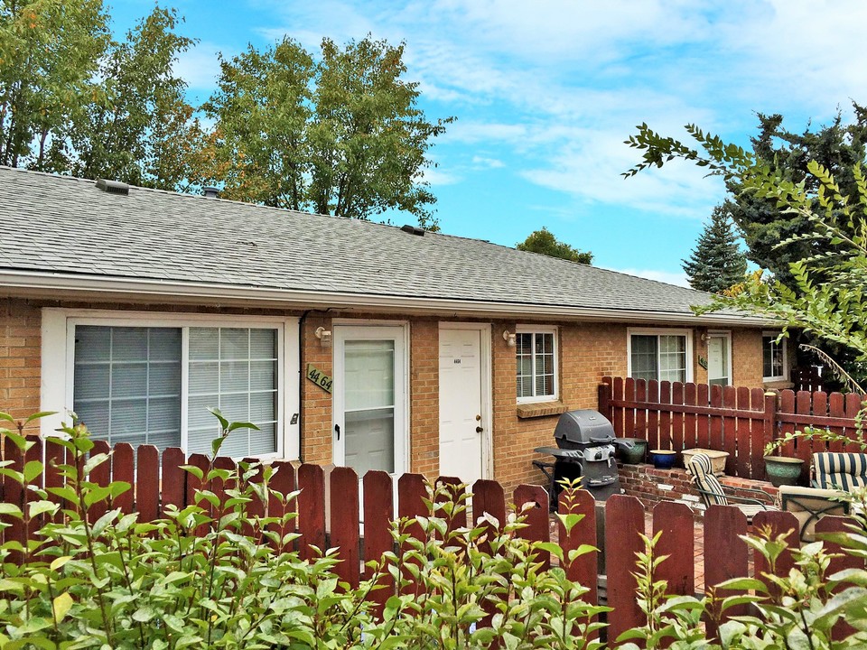 Jay Street Apartments in Wheat Ridge, CO - Building Photo