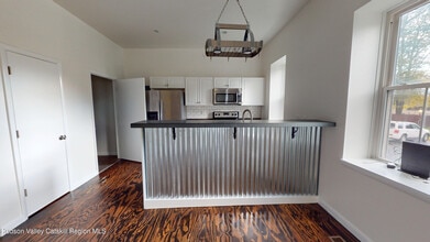 160 Mansion St in Coxsackie, NY - Building Photo - Building Photo