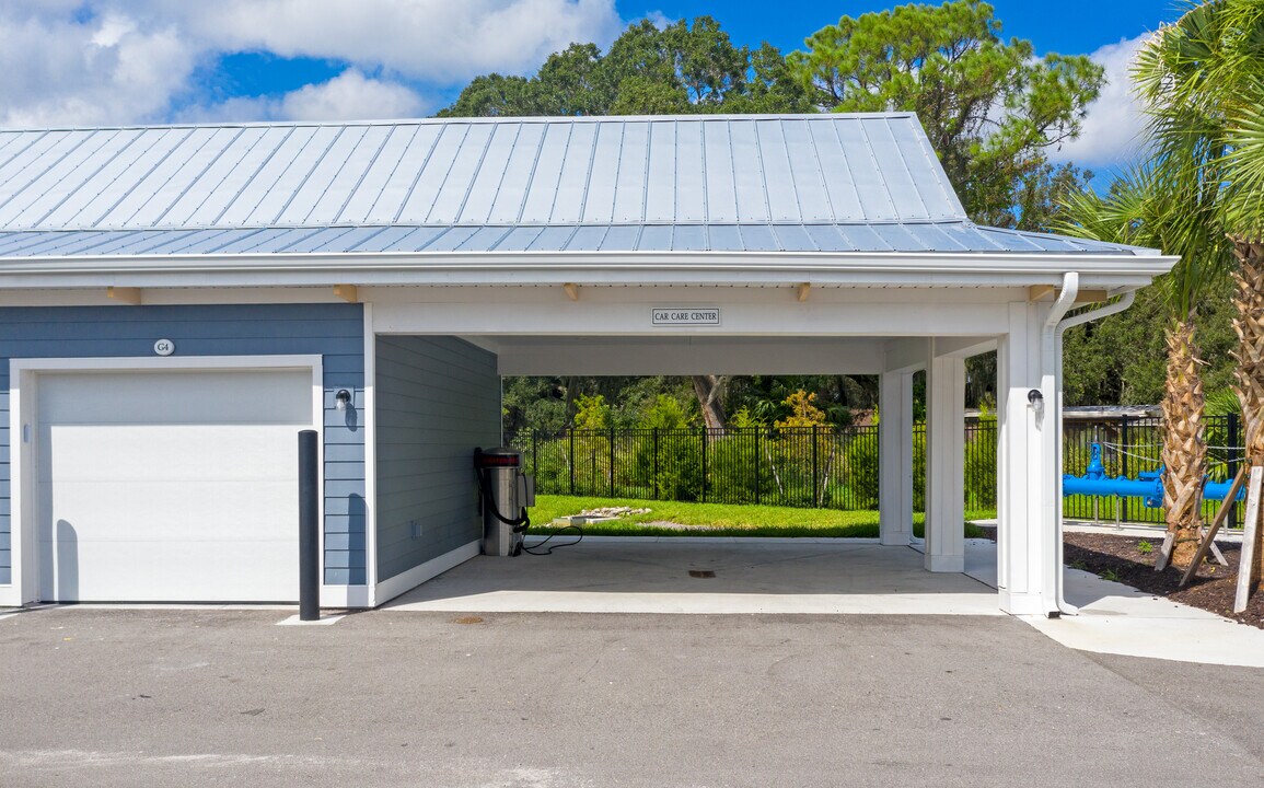 The Bergamot Apartments On 780 in Sarasota, FL - Building Photo