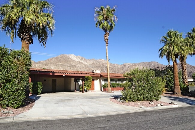 property at 53815 Avenida Carranza