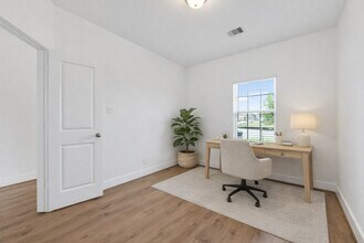 4506 Blue Mountain Laurel St in Pinehurst, TX - Building Photo - Building Photo